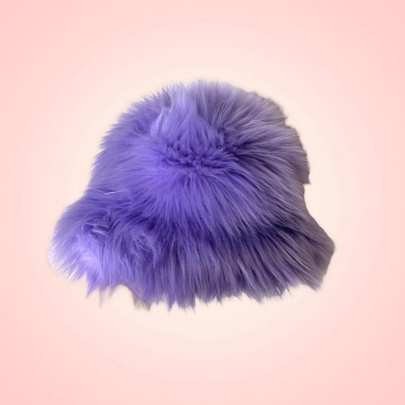 Purple faux fur bucket hat (OS) - Picture 1 of 3